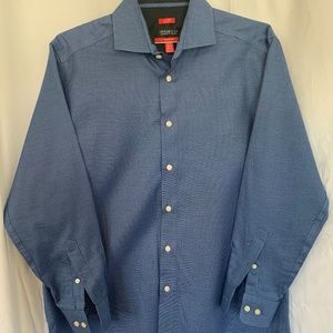 Non-Iron Blue Button Up Shirt